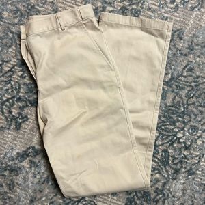 L.L. Bean women’s wrinkle-free bayside pants (white) (size 6)